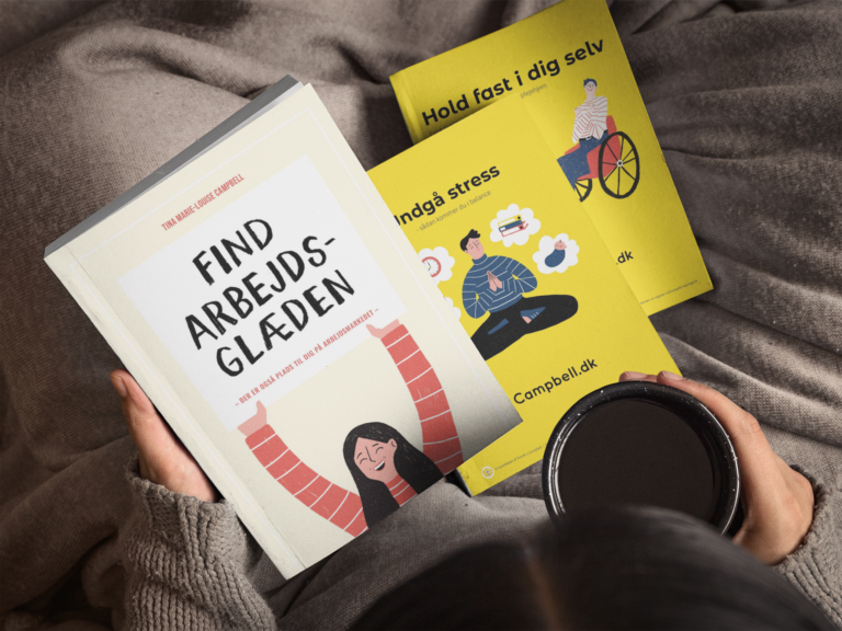 mockup kvinde med FA og Undgå stress samt Hold Fast