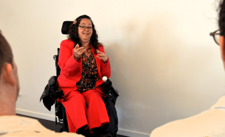 Tina forklarer om usynlig smerte